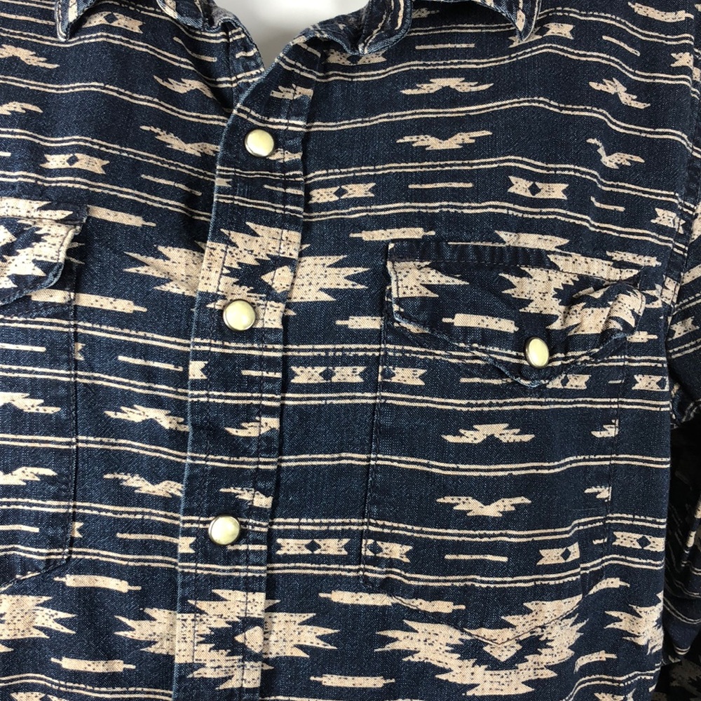 Gap Southwestern Print Snap Button Down Shirt Sz M - image 2